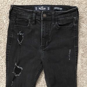 Hollister High Rise Super Skinny Jeans Size: 0S